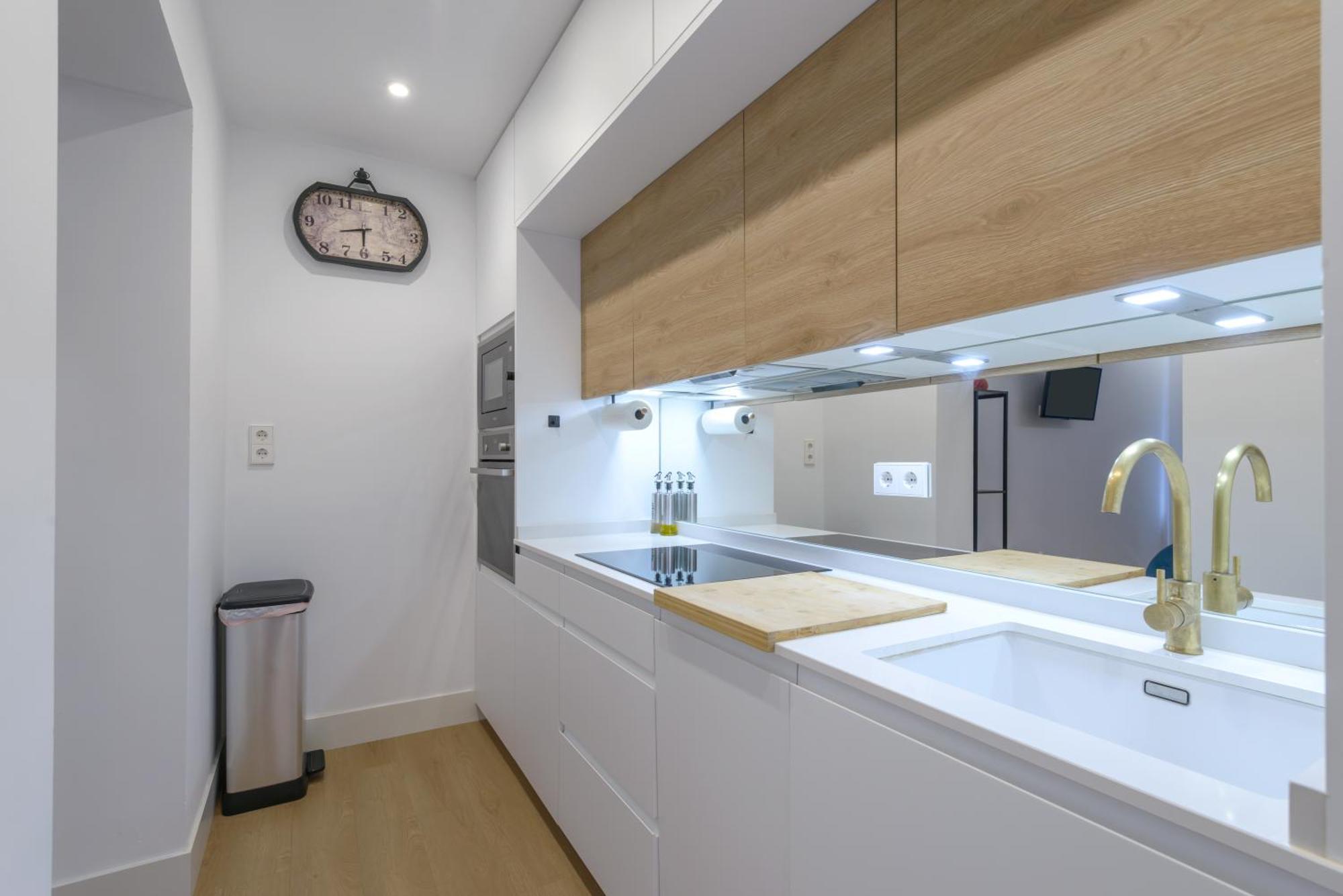 Gran Via New 2Br 1Bth Elevator Lejlighed Madrid Eksteriør billede