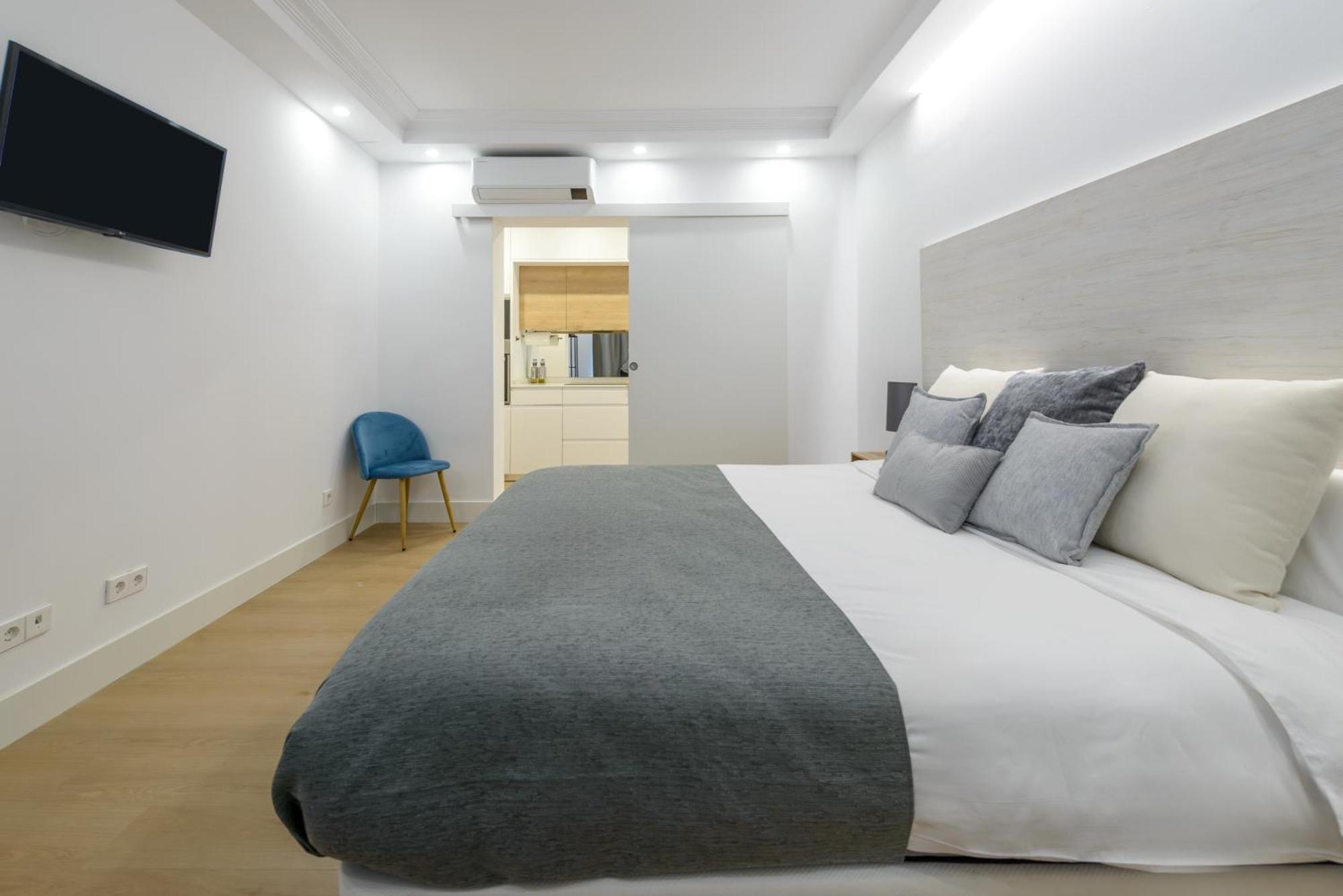 Gran Via New 2Br 1Bth Elevator Lejlighed Madrid Eksteriør billede