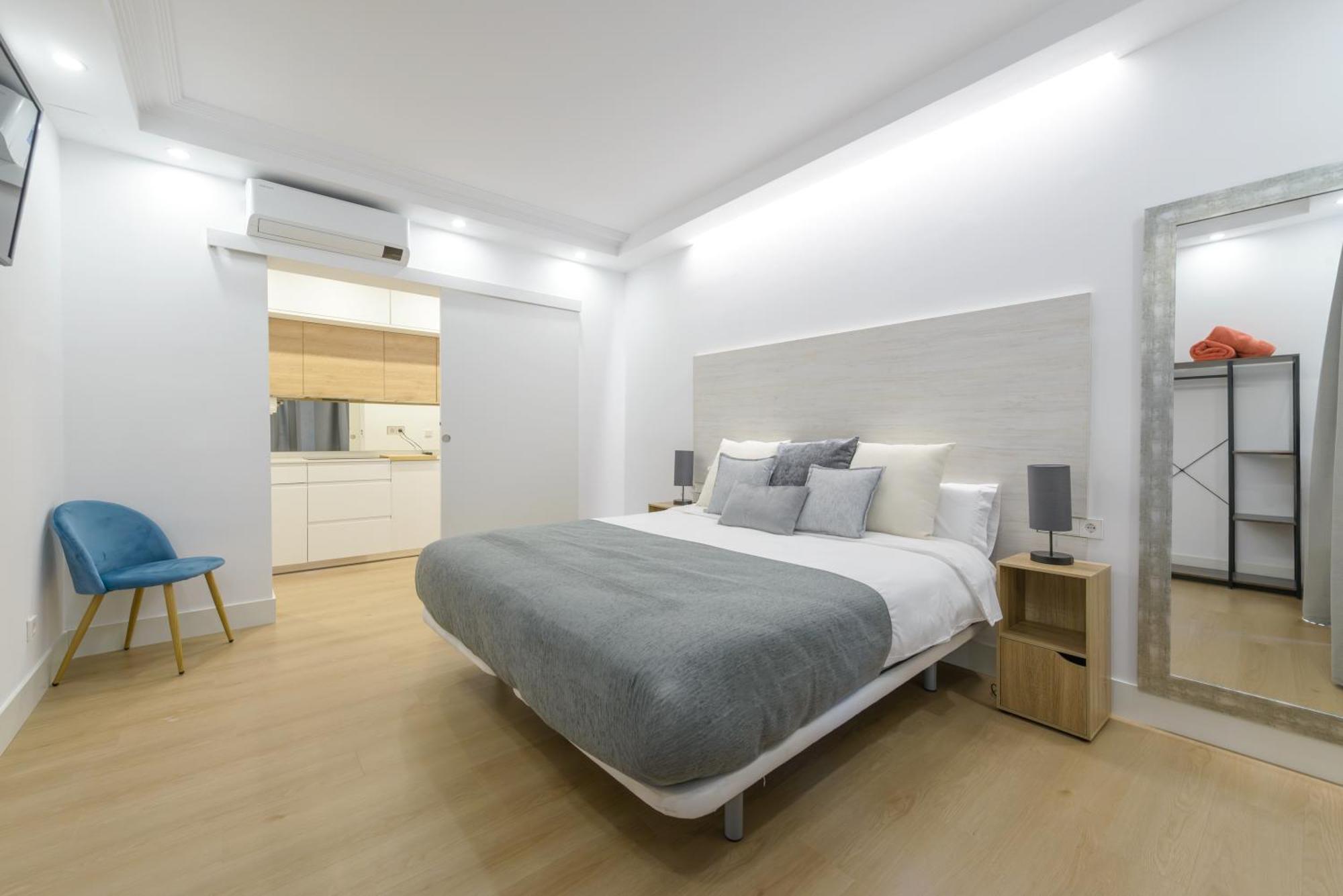 Gran Via New 2Br 1Bth Elevator Lejlighed Madrid Eksteriør billede