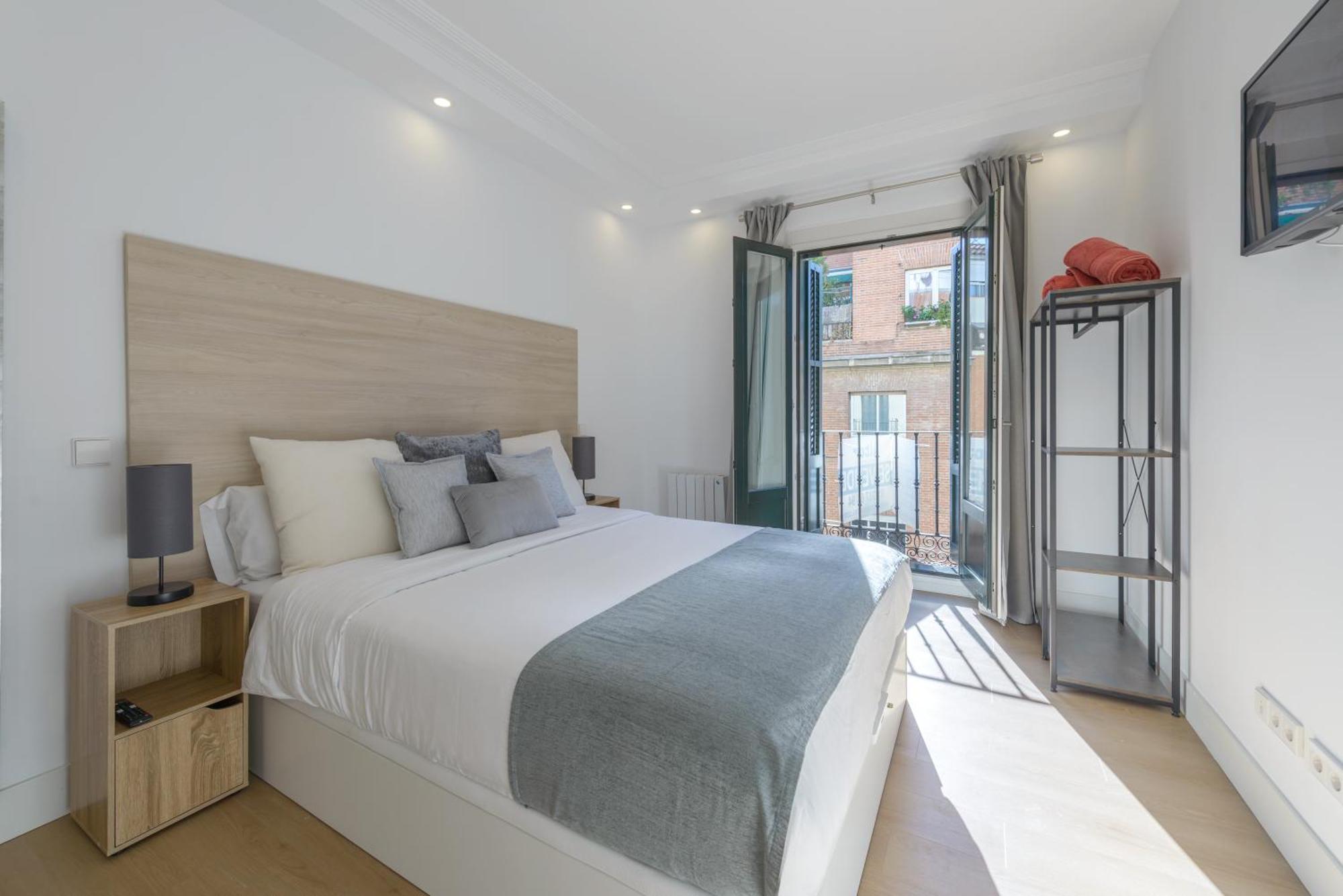 Gran Via New 2Br 1Bth Elevator Lejlighed Madrid Eksteriør billede