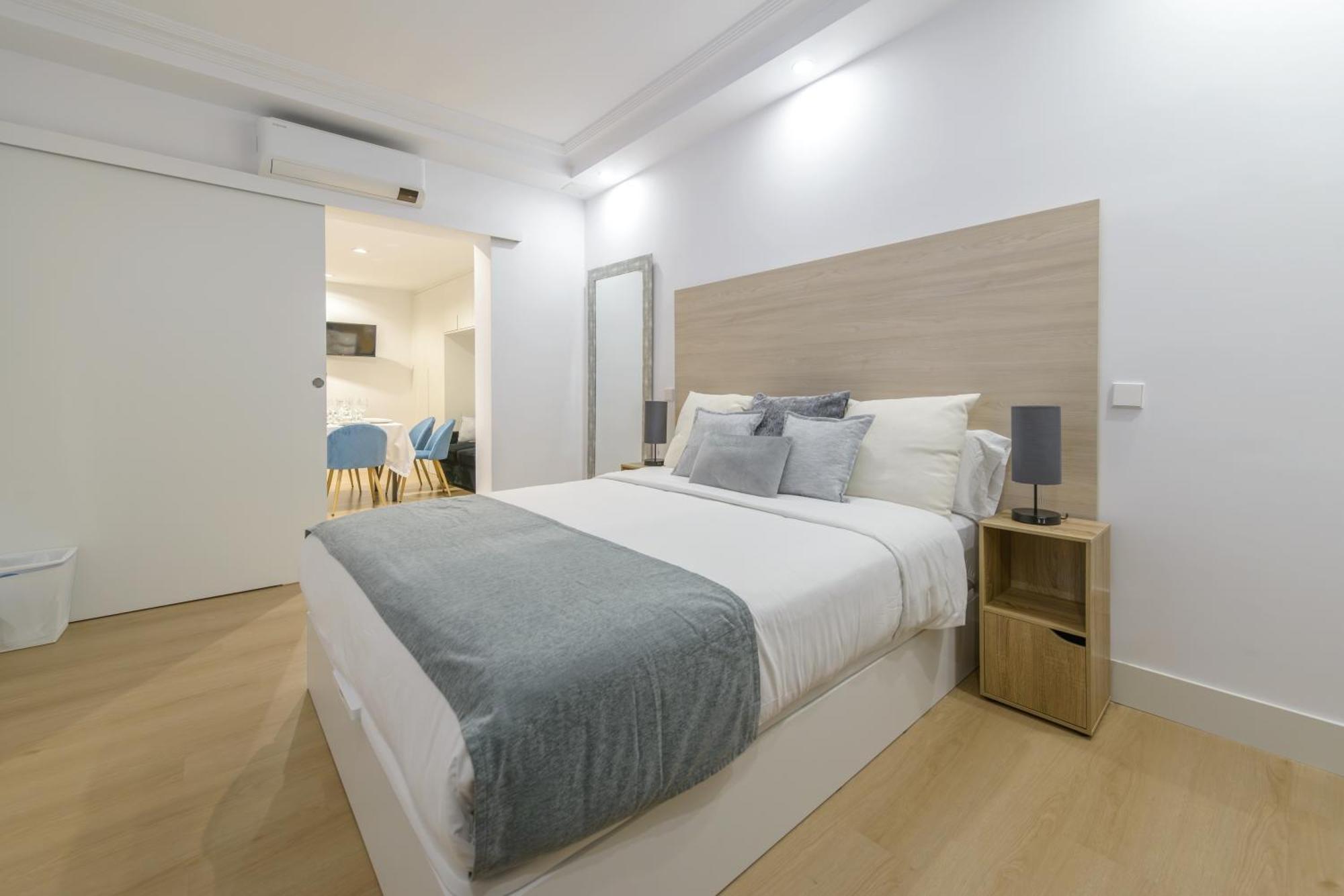 Gran Via New 2Br 1Bth Elevator Lejlighed Madrid Eksteriør billede